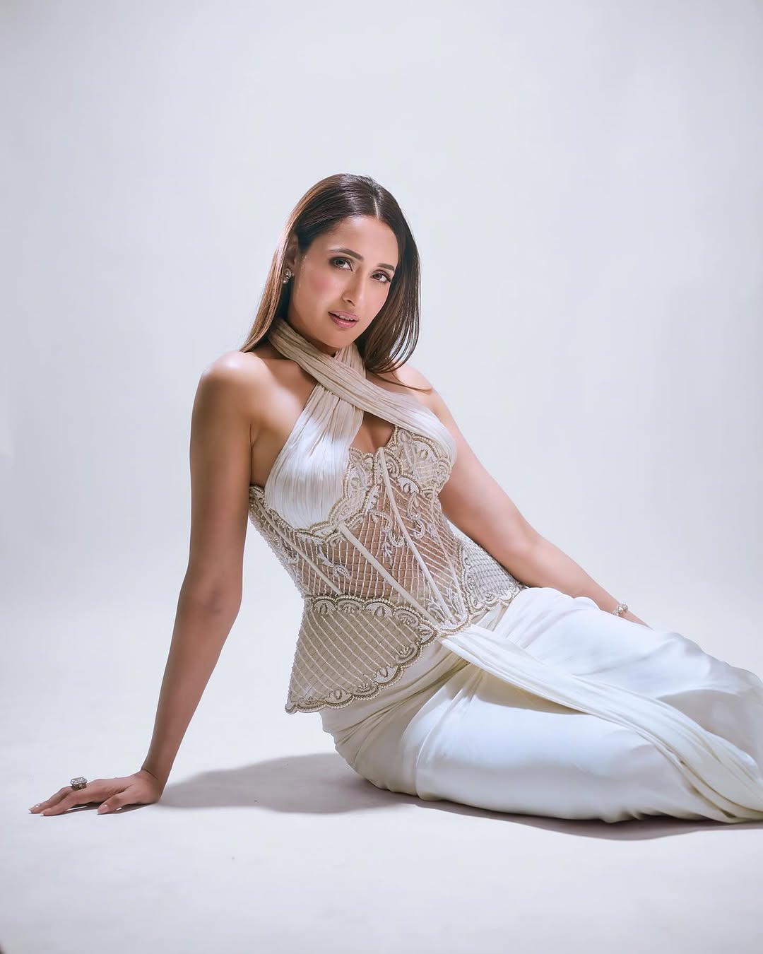 Actress Pragya Jaiswal Photo Gallery