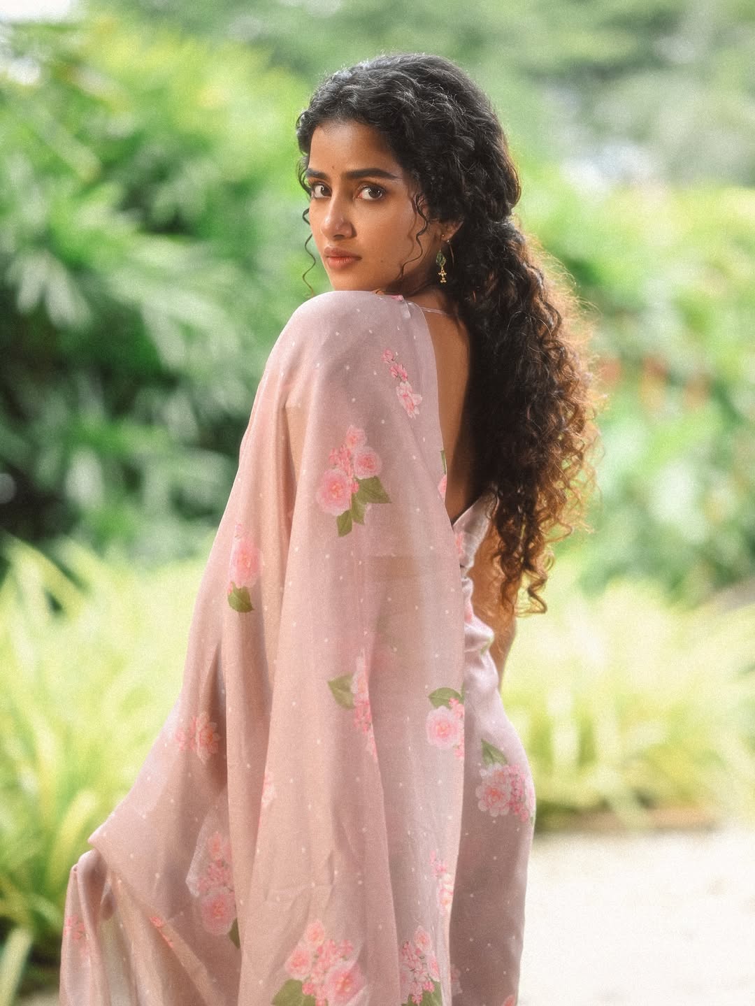 Anupama ParameswRan Photo Gallery