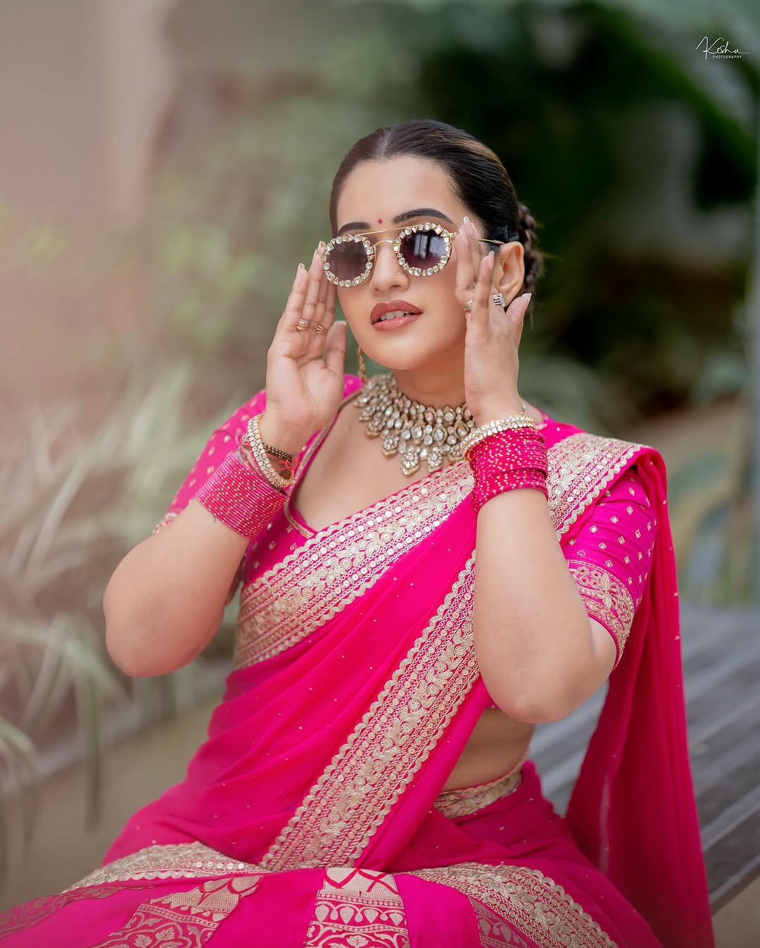 Actress Sravanthi Chokarapu Photo Gallery
