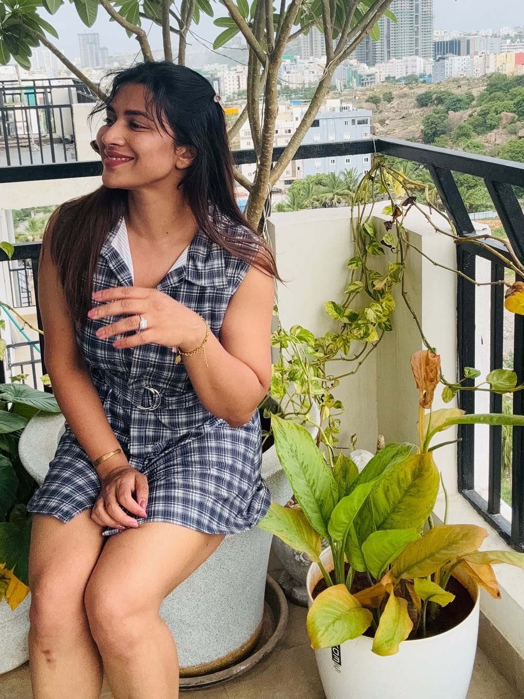 Actress Inaya sultana Photo Gallery