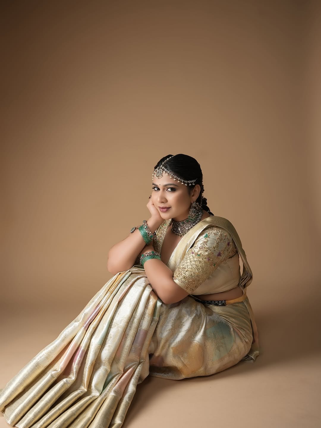 Actress Inaya sultana Photo Gallery