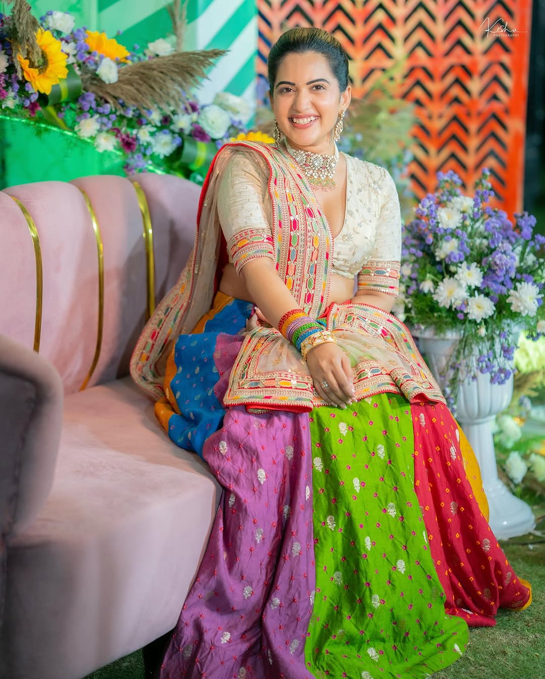 Sravanthi Chokarapu Photo Gallery