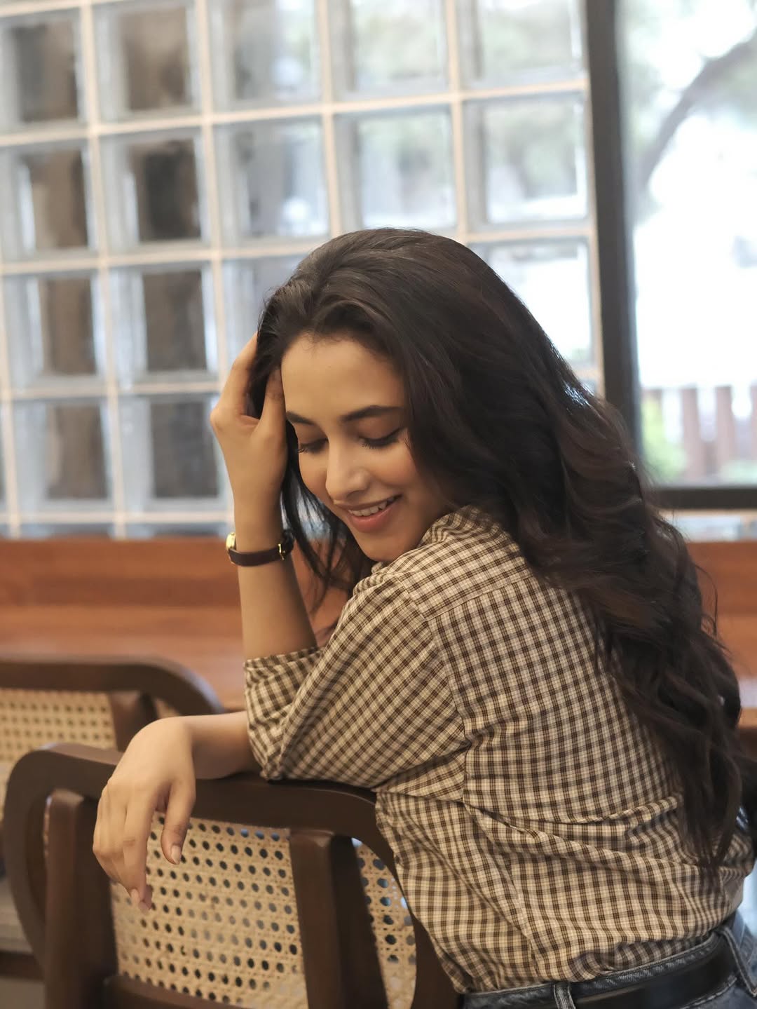 Actress Priyanka Mohan Photo Gallery