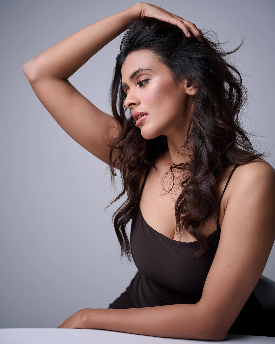 Hebah Patel Photo Gallery