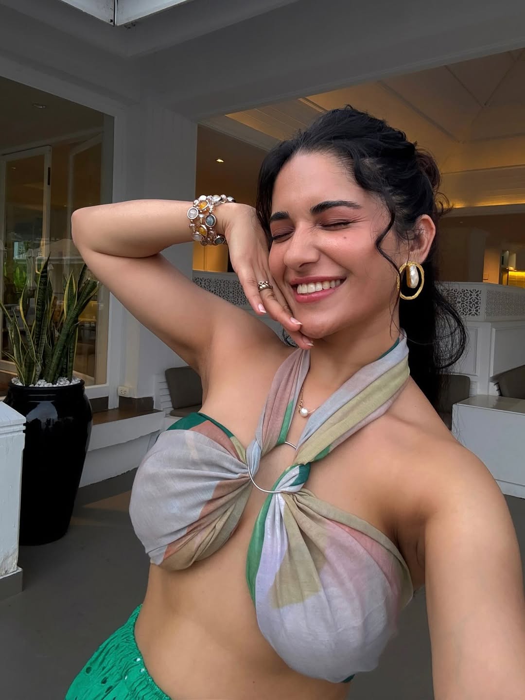 Actress Ruhani Sharma Photo Gallery
