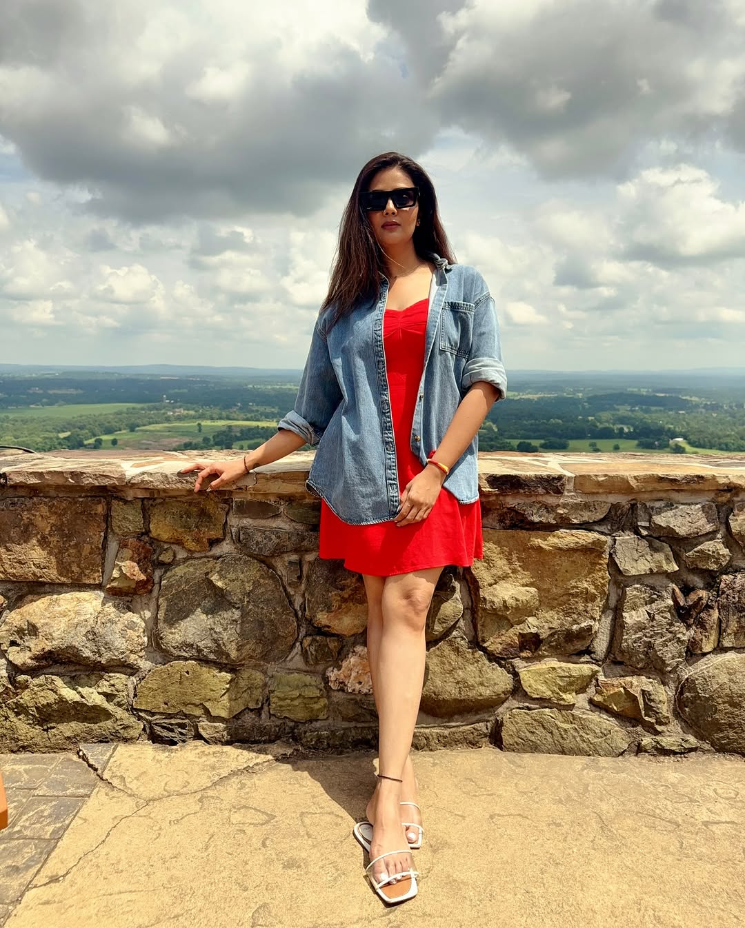 Actress Sree Mukhi Photo Gallery