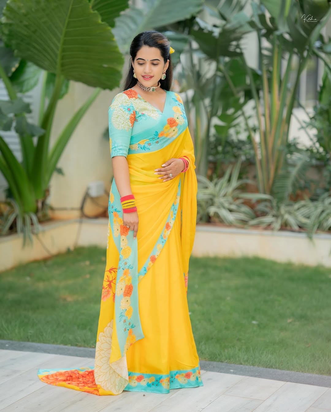 Actress Sravanthi Chokarapu Photo Gallery