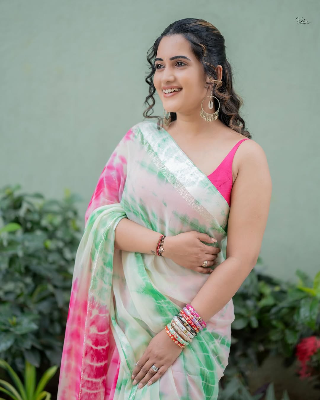 Sravanthi Chokarapu Photo Gallery 