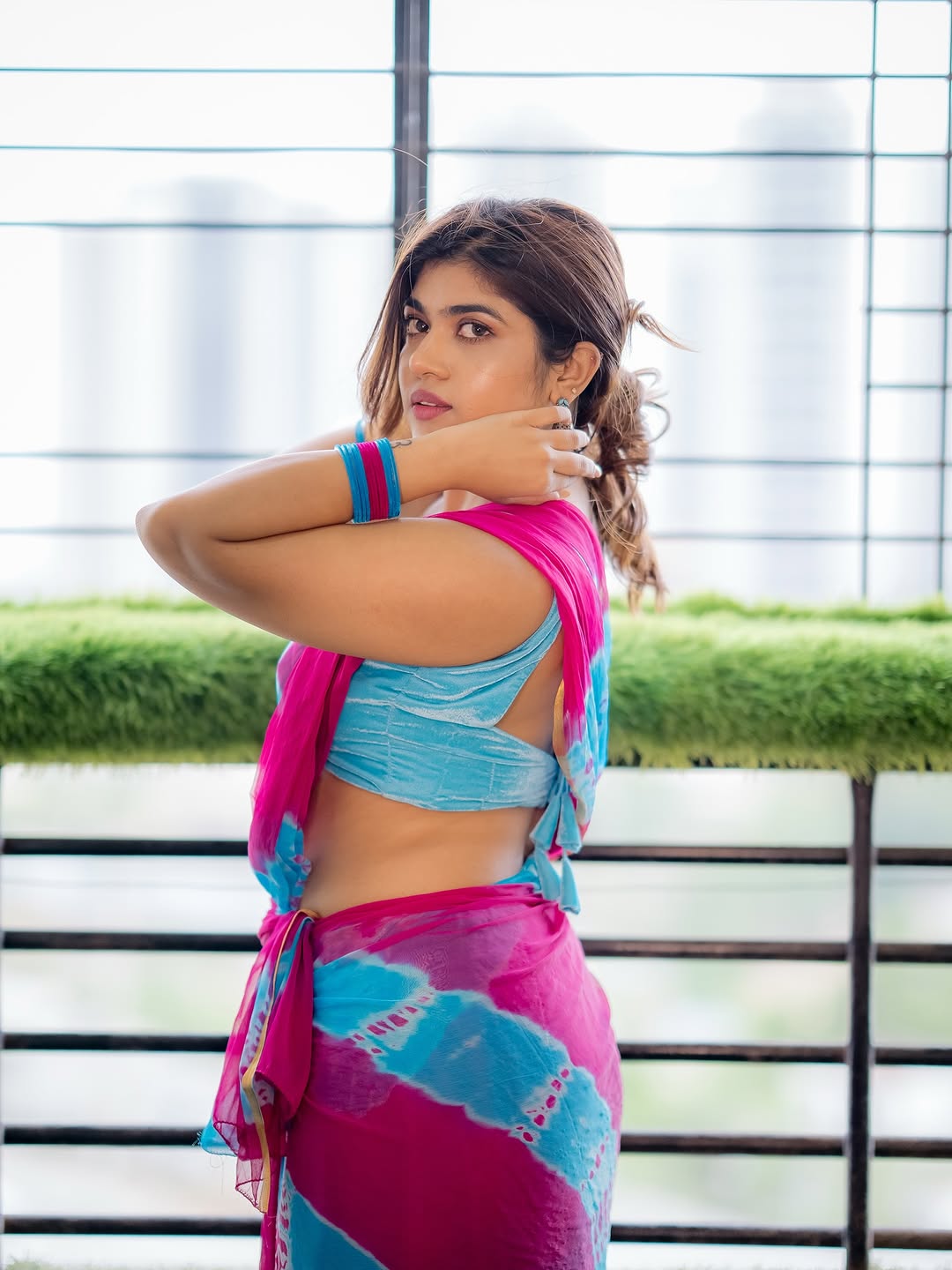 Actress Rithu chaudhary Photo Gallery