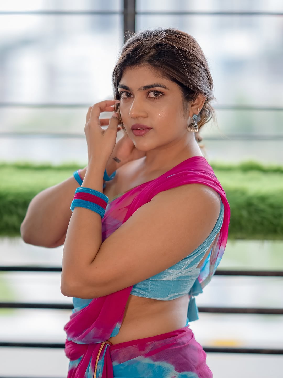 Actress Rithu chaudhary Photo Gallery