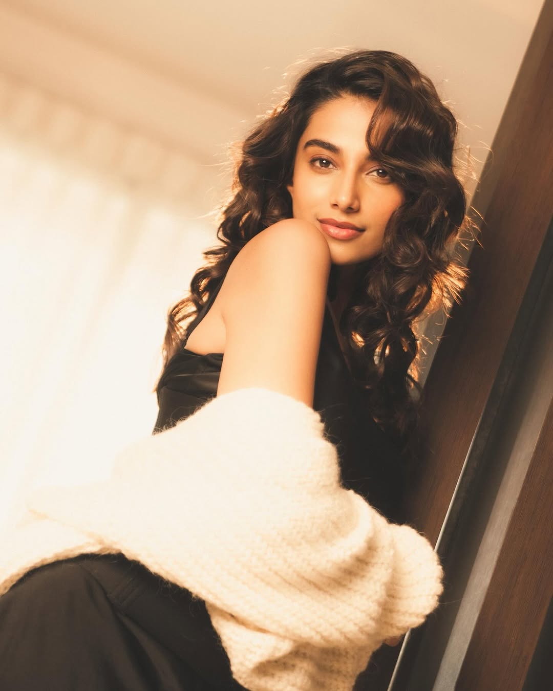 Actress Meenakshi Chaudhary Photo Gallery