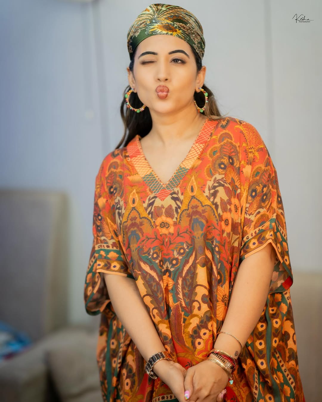 Actress Sravanthi Chokarapu Photo Gallery