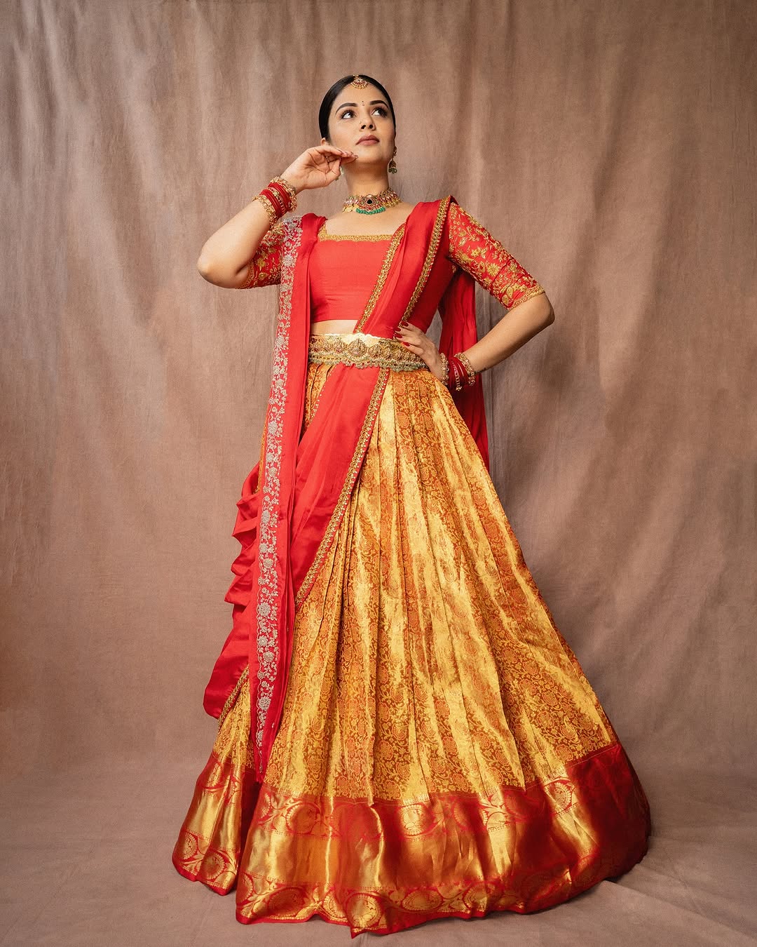 Actress Sree Mukhi Photo Gallery