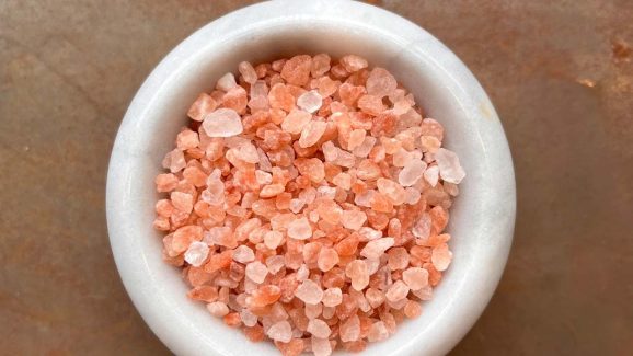 Himalayan Pink Salt: పింక్ సాల్ట్ తింటే.. నమ్మలేనన్ని ప్రయోజనాలు !
