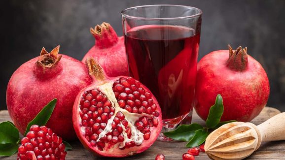 Pomegranate: వర్షాకాలంలో దానిమ్మ తింటే ?