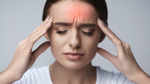 Migraine Causes: మైగ్రేన్‌తో తల పగిలిపోతోందా ? కారణాలివే కావొచ్చు !