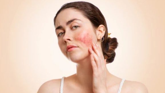 Face Serum: ఫేస్ సీరం వాడటం వల్ల ఎలాంటి సైడ్ ఎఫెక్ట్స్ వస్తాయో తెలుసా ?