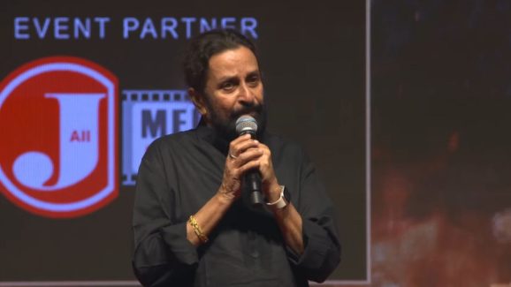 Satyanand: పవన్ కళ్యాణ్ ను నా చేతుల్లో పెట్టి మెగాస్టార్ నాతో చెప్పిన మాట