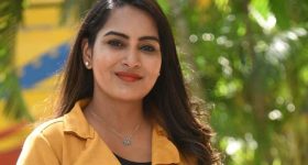 Riley Meredith : వీడు మనిషా.. పశువా.... దెబ్బకు వికెట్ రెండుగా చీలిపోయింది... బౌలర్ ను చూసి వణికి పోవాల్సిందే
