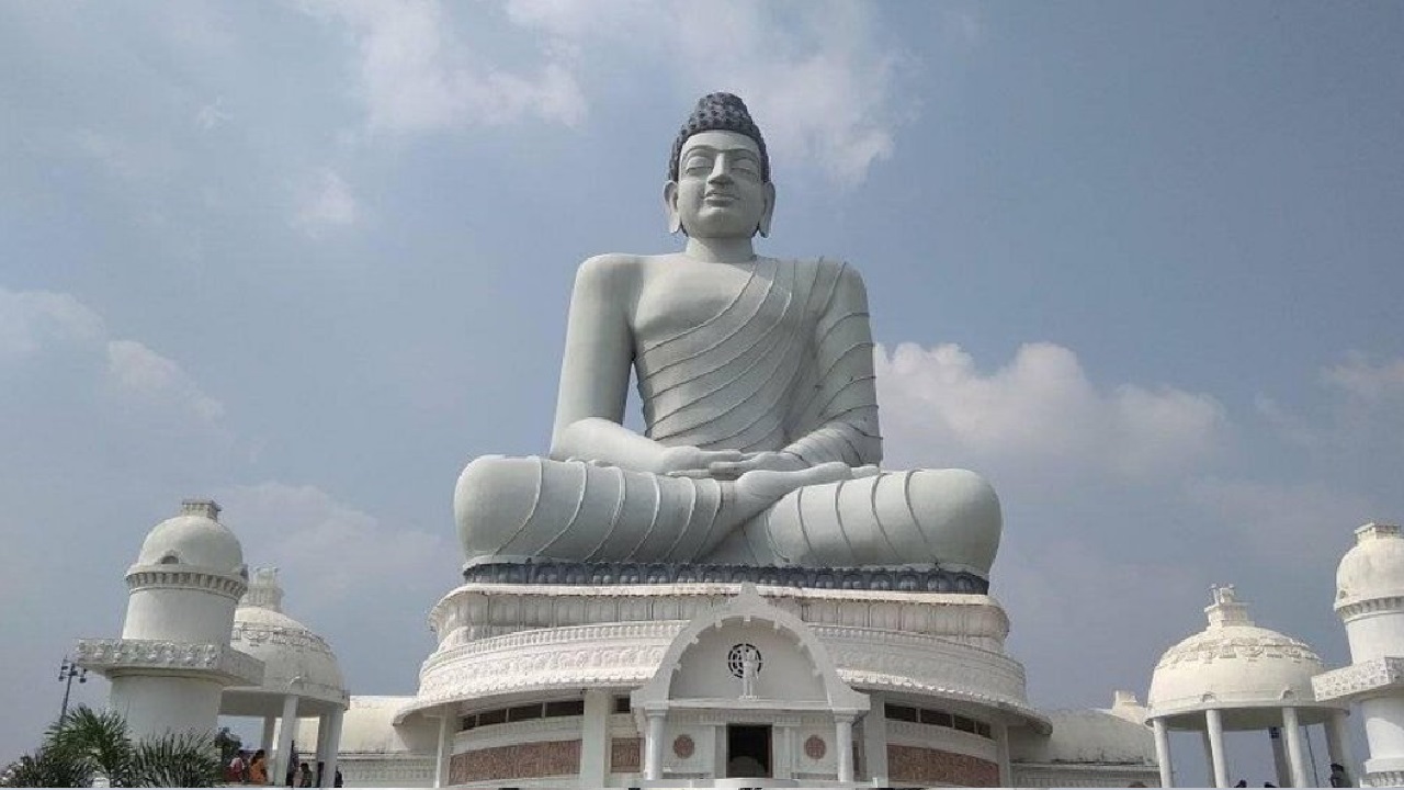 Amaravati: అమరావతి వెళితే ఈ ఏడు అద్భుతమైన ప్రదేశాలు మిస్ అవ్వకుండా చూడండి