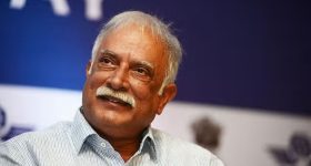 Train accident: తిరుపతి రైల్వే స్టేషన్‌లో టెన్షన్.. రెండు రైళ్లలో భారీ మంటలు