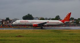 Plane Crash: ఎయిర్ ఇండియా విమానంలో మంటలు.. ఒక్కసారిగా ప్రయాణికులంతా..?