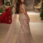 Janhvi Kapoor: దేవకన్యను తలపిస్తున్న అతిలోకసుందరి డాటర్.. తల్లిని గుర్తుచేస్తోందా?