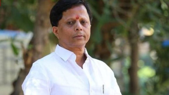 YCP: వైసీపీ సంచలన నిర్ణయం.. నవీన్ నిశ్చల్ పార్టీ నుంచి సస్పెండ్