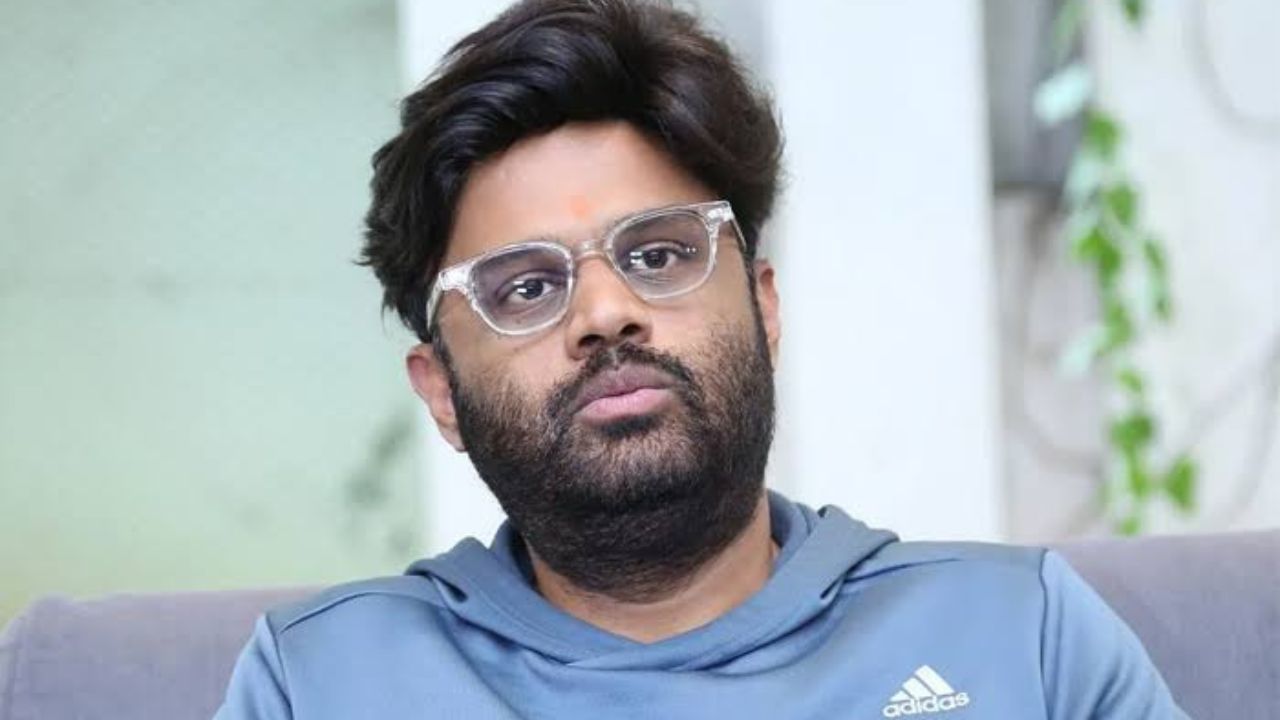 Naga Vamsi : రివ్యూలు, బుక్ మై షో లైకులు మేము డబ్బులు ఇచ్చి చేయిస్తాం