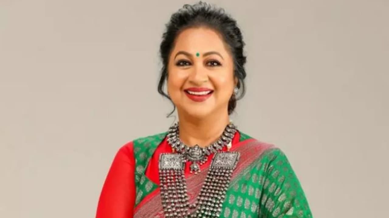 Actress Radhika: అనారోగ్యానికి గురైన నటి రాధిక… రెండు రోజులుగా హాస్పిటల్ లోనే!