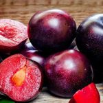 Plum Benefits: ఈ ఎర్రటి ఫ్రూట్స్ తింటే.. బోలెడు ఆరోగ్య ప్రయోజనాలు
