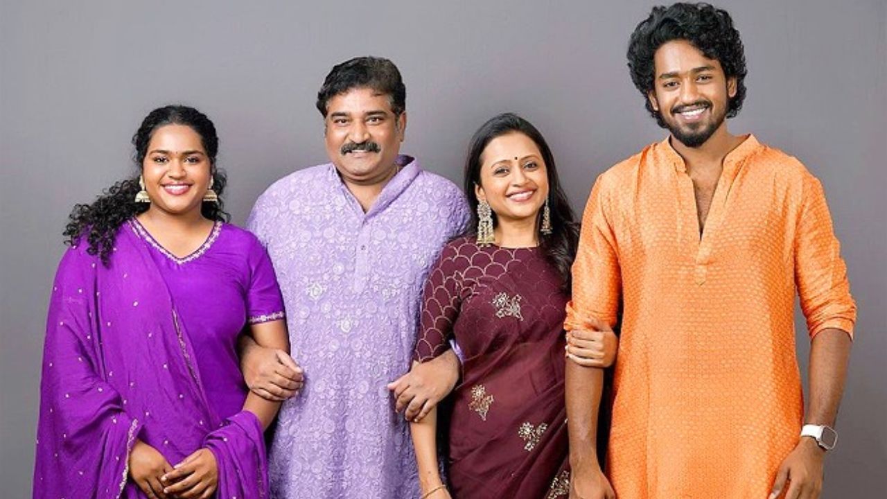Suma kanakala: యాంకర్ సుమ ఇంటికి పోలీసులు.. ఇంత పెద్ద మోసం చేస్తారనుకోలేదయ్యా!