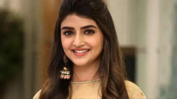 Sreeleela: బాలీవుడ్ హీరోతో అడ్డంగా దొరికిపోయిన శ్రీ లీల.. రిలేషన్ కన్ఫర్మ్ చేసినట్టేనా?