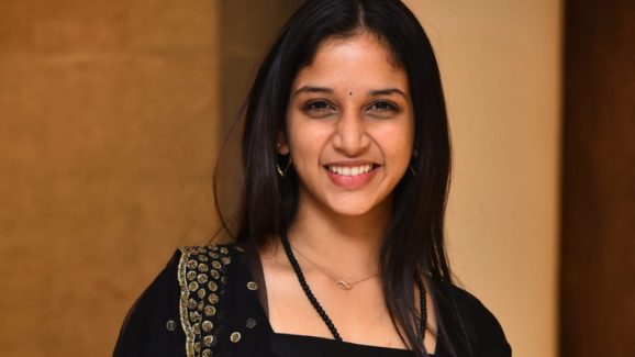 Sri Devi : సాధ్యం కాని కోరిక బయట పెట్టిన కోర్టు బ్యూటీ.. ఆశకు హద్దు ఉండాలి అంటూ..