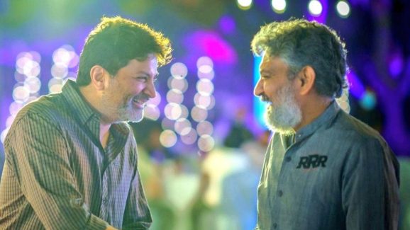 Hari Hara VeeraMallu : ప్రీ రిలీజ్ ఈవెంట్ కు ఆ ఇద్దరు టాప్ దర్శకులు, కానీ అందులో రిస్క్ ఉంది