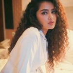 Anupama ParameswRan : చూపులతోనే చంపేస్తావా లిల్లి.. కుర్రాళ్ళు పరిస్థితి ఏమౌతుంది..?
