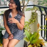 Inaya sultana: అందాలతోనే సెగలు పుట్టిస్తున్న ఇనయా.. ఏం అందం గురూ!