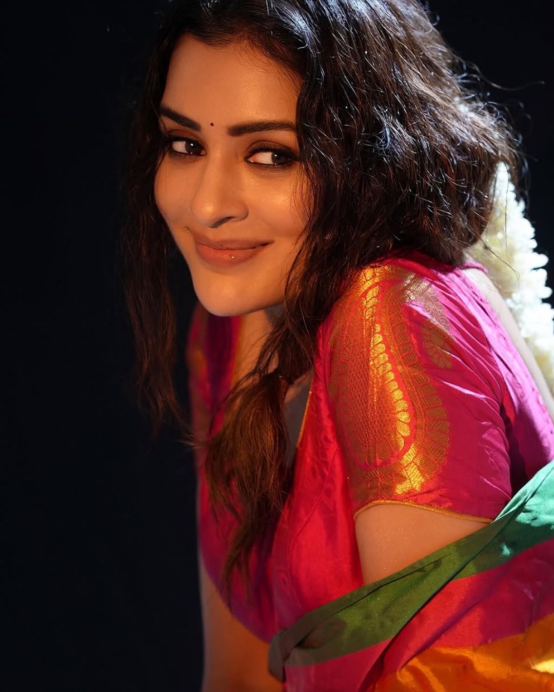 Paayal Rajput: పైట మాట వినడం లేదా పాయల్.. అలా వదిలేశావ్!