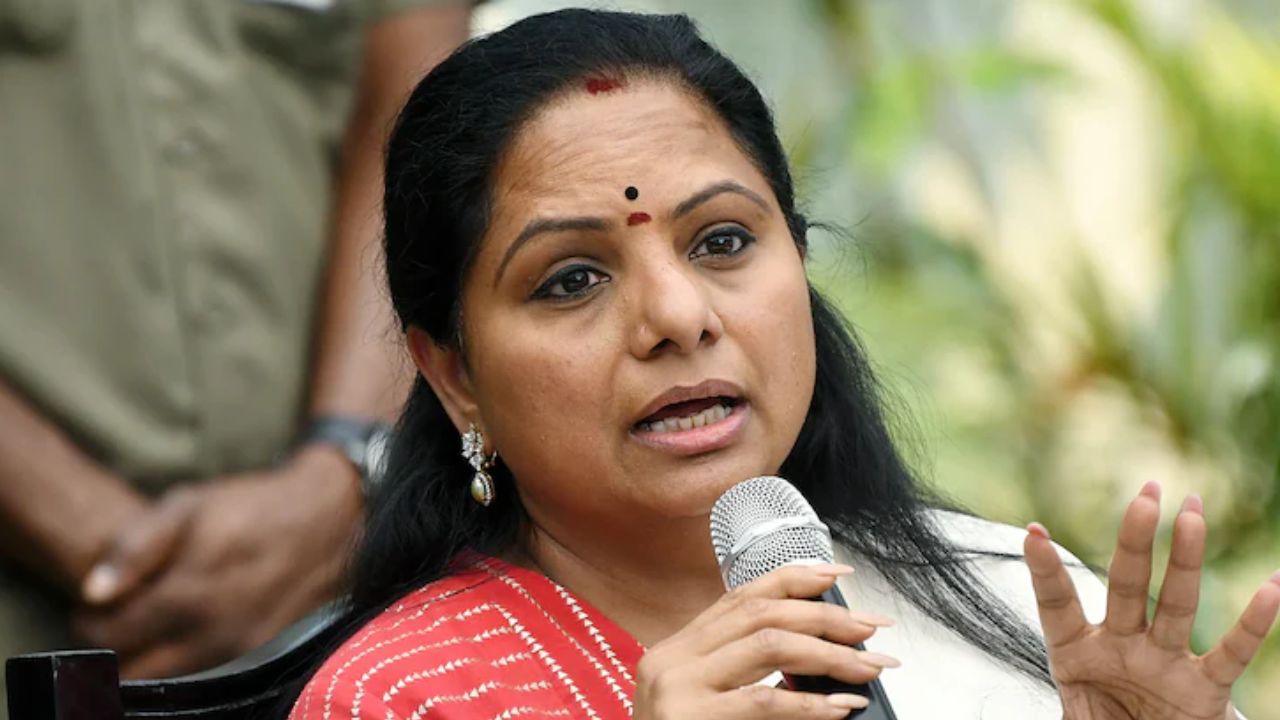 Mlc Kavitha: బీసీలైతే ఏదైనా మాట్లాడొచ్చా? తీన్మార్ మల్లన్నపై కవిత ఆగ్రహం