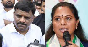 Famous Mahalaxmi Temple: 300 ఏళ్లనాటి నాటి లక్ష్మీదేవి ఆలయం.. ఒక్కసారి దర్శనం చేసుకుంటే..