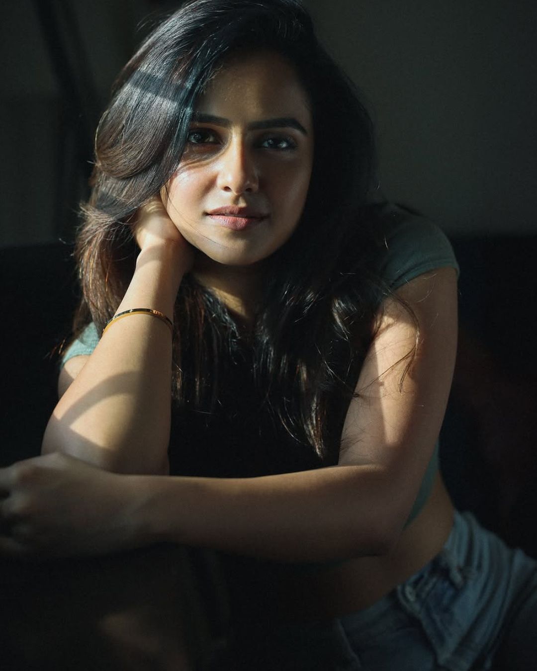 Vaishnavi Chaitanya : చూపులతోనే చంపేస్తావా? కుర్రాళ్ళు ఏమైపోతారు తల్లి..