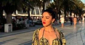 Mehreen pirzada: సముద్రపు ఒడ్డున సేదతీరుతూ హీట్ పెంచిన మెహ్రీన్.. టూ హాట్ గురూ!