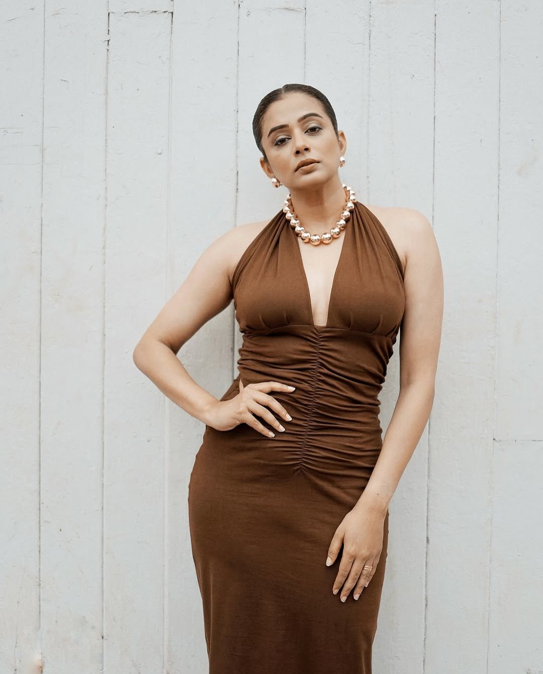Priyamani: హీట్ పెంచుతున్న హాట్ బ్యూటీ.. లుక్స్ అదుర్స్!