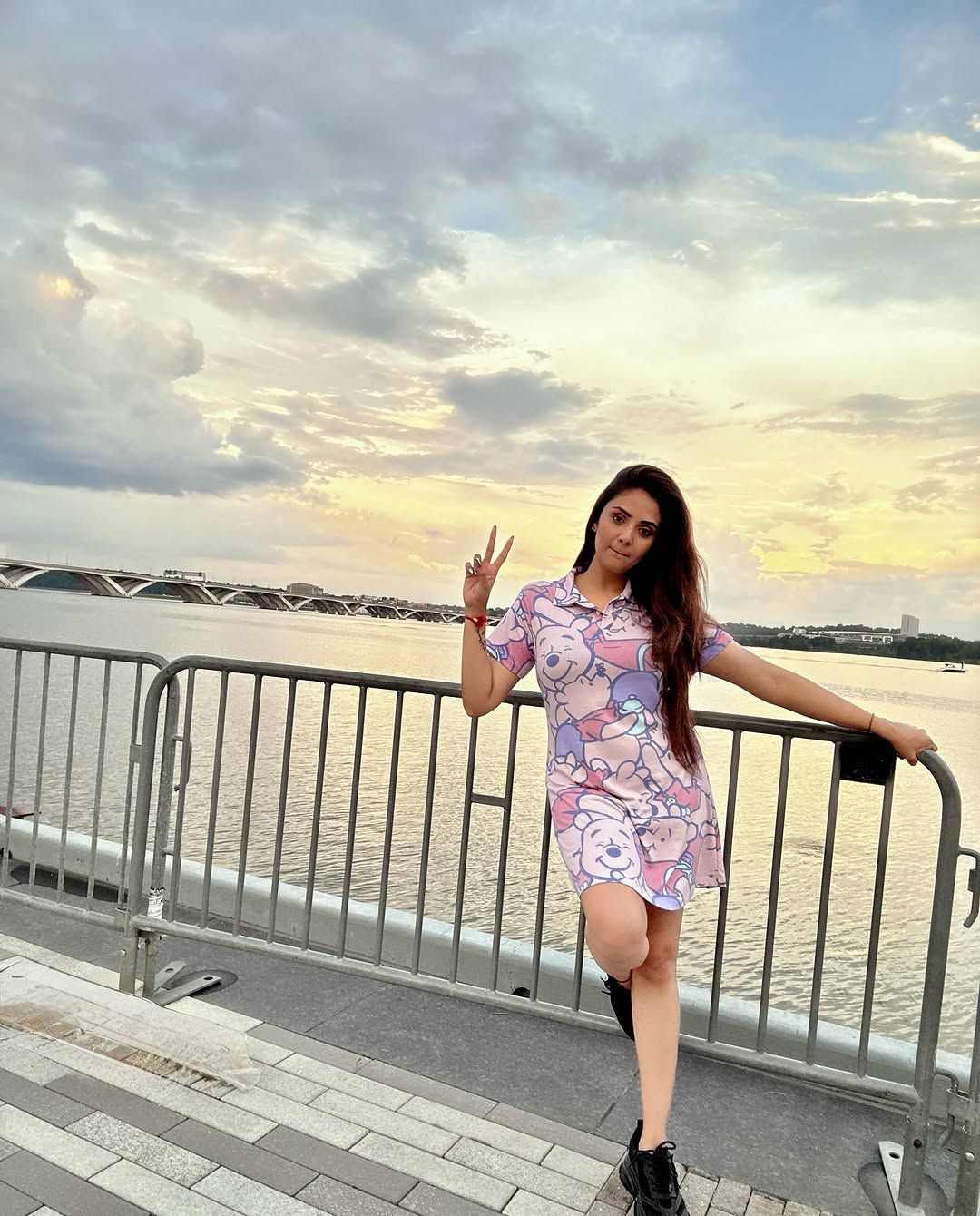 SreeMukhi: క్యూట్ ఎక్స్ప్రెషన్స్ తో అబ్బురపరుస్తున్న శ్రీముఖి.. ఫోటోలు వైరల్!