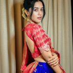 Mirnalini Ravi : లంగాహోణిలో మృణాళిని ఎంత అందంగా ఉందో.. చూపుతిప్పుకోవడం కష్టమే..