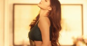 Mouni Roy: వామ్మో ఏంటా అందం.. బోల్డ్ లుక్ లో కట్టిపడేస్తున్న మౌనీ రాయ్!