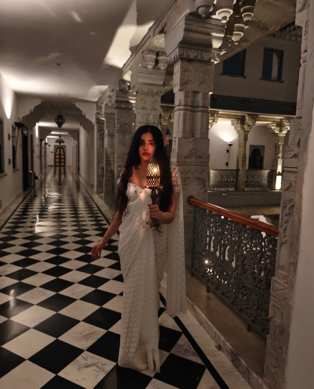 Adah Sharma: దీపాల వెలుగుల్లో గుండె దడ పెంచిన ఆదాశర్మ.. ఆ ఫోటోలు చూశారా?