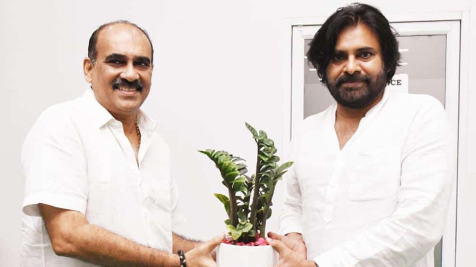 Balineni Vasu: బాలినేని ఫ్యూచర్ ఏంటి? సోషల్ మీడియాలో ఎందుకీ రచ్చ