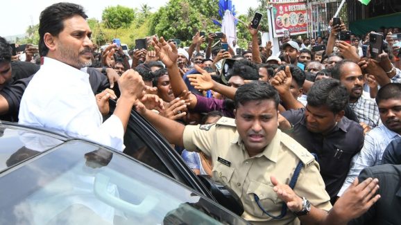 Ys Jagan: జగన్ బంగారుపాళ్యం వెళ్లింది అందుకేనా? కళ్లు తెరిపించిన వైసీపీ పోస్ట్