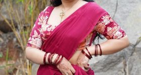 Sravanthi Chokarapu : పద్ధతికి పైటేసినట్లు.. అబ్బా ఎంత చక్కగా ఉందో స్రవంతి చొక్కారపు!